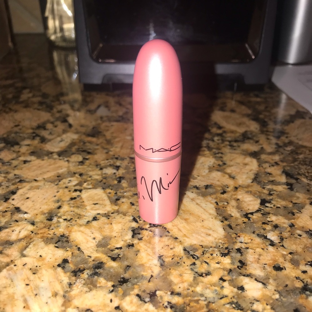 Mac lipstick